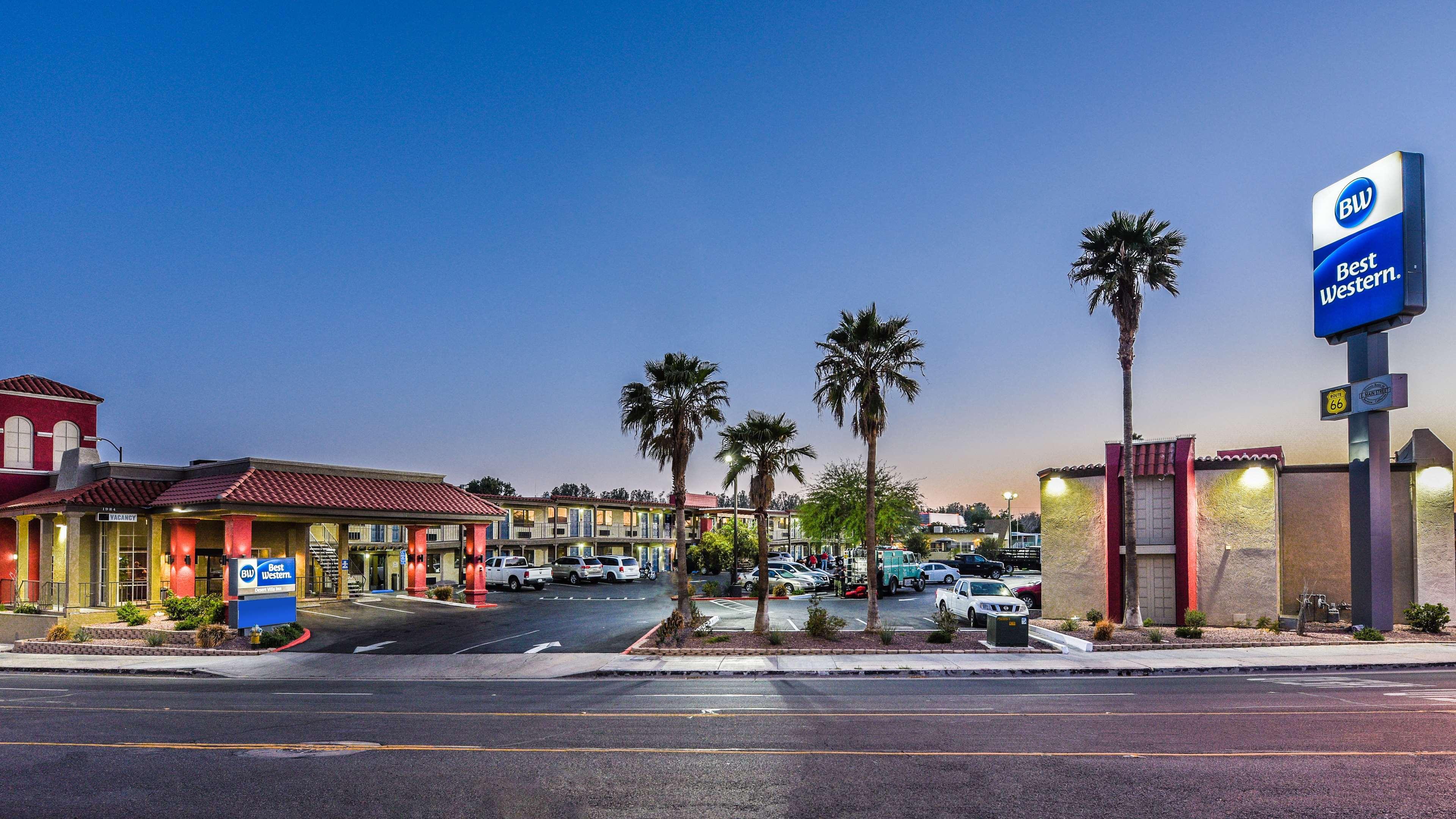 Western Desert Motel